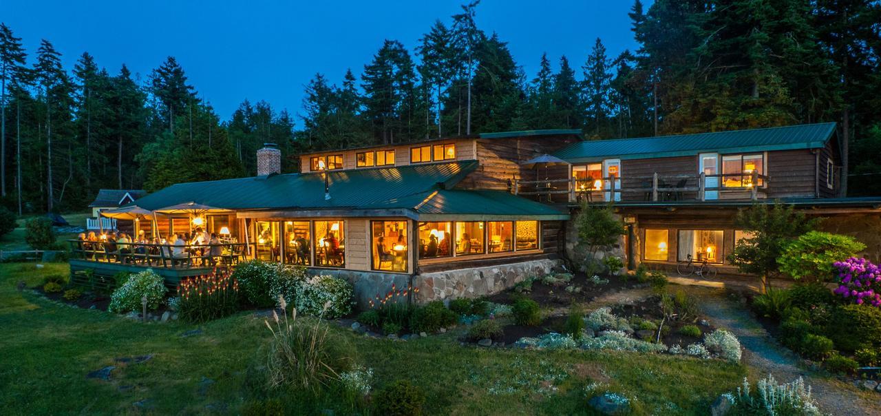The Surf Lodge And Pub Gabriola Εξωτερικό φωτογραφία